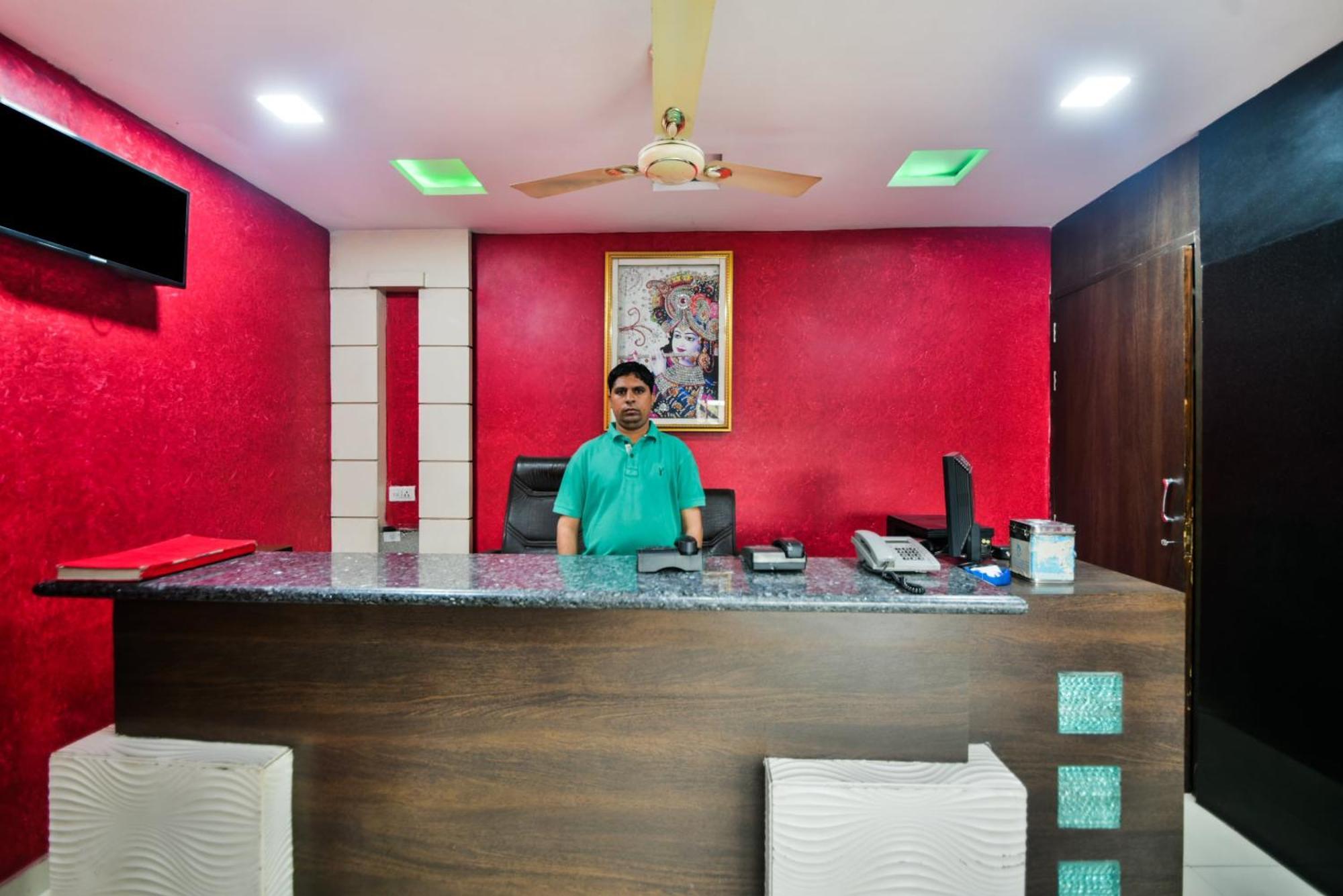 Oyo Hotel Ajanta Hamirgarh Eksteriør billede