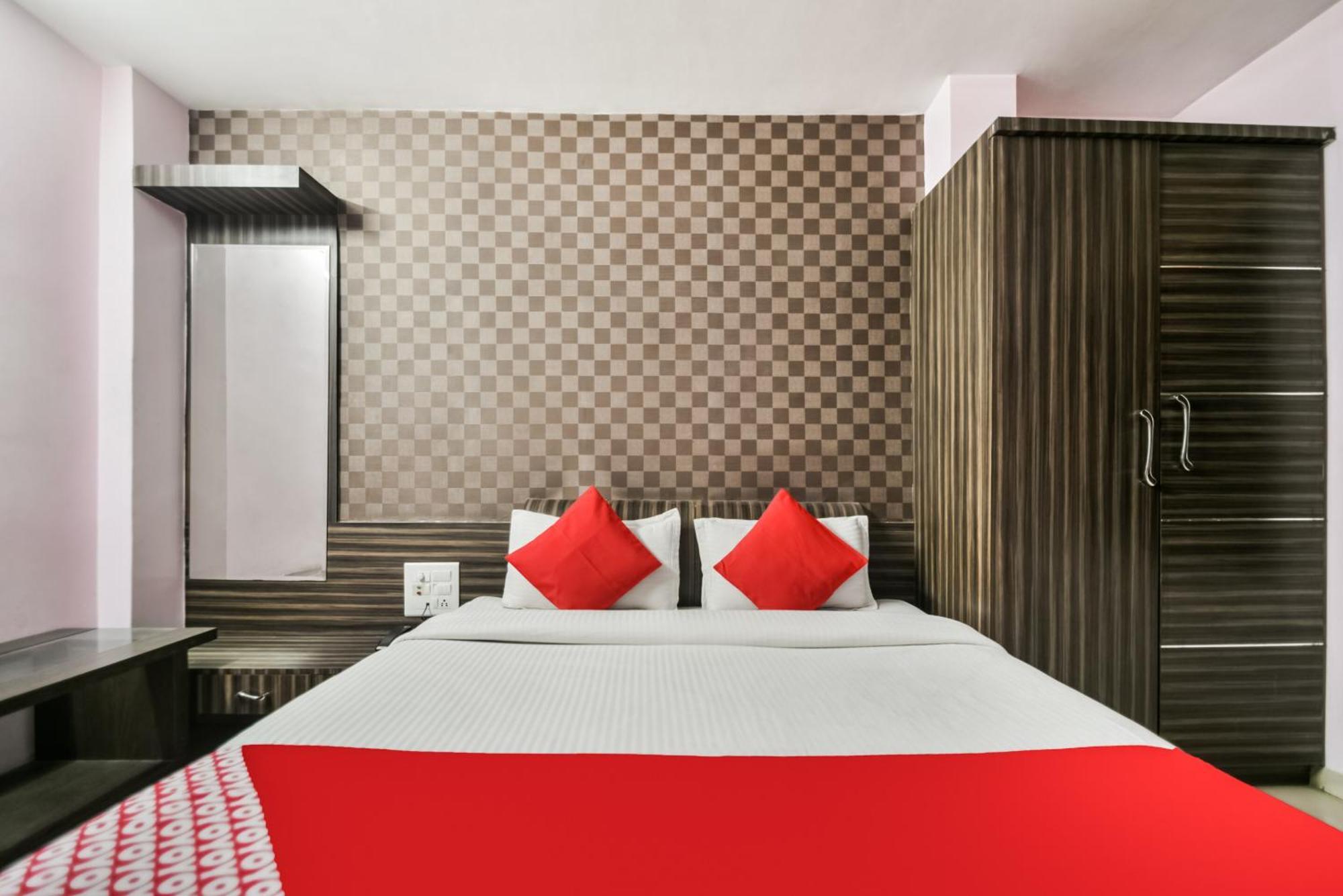Oyo Hotel Ajanta Hamirgarh Eksteriør billede